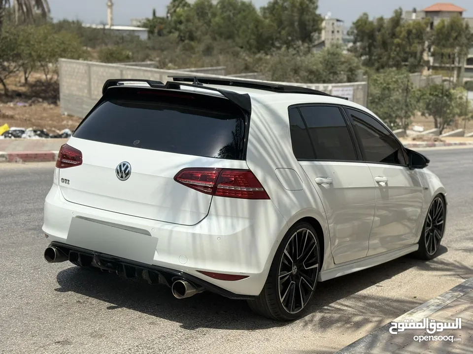 Golf GTi فل الفل بانوراما ترخيص 2014