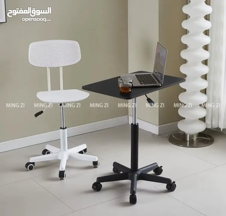 الجديد المميز طاولة صغيرة متحركة بعجلات  طاولة كمبيوتر محمول قابلة للرفع أحدث إصدار