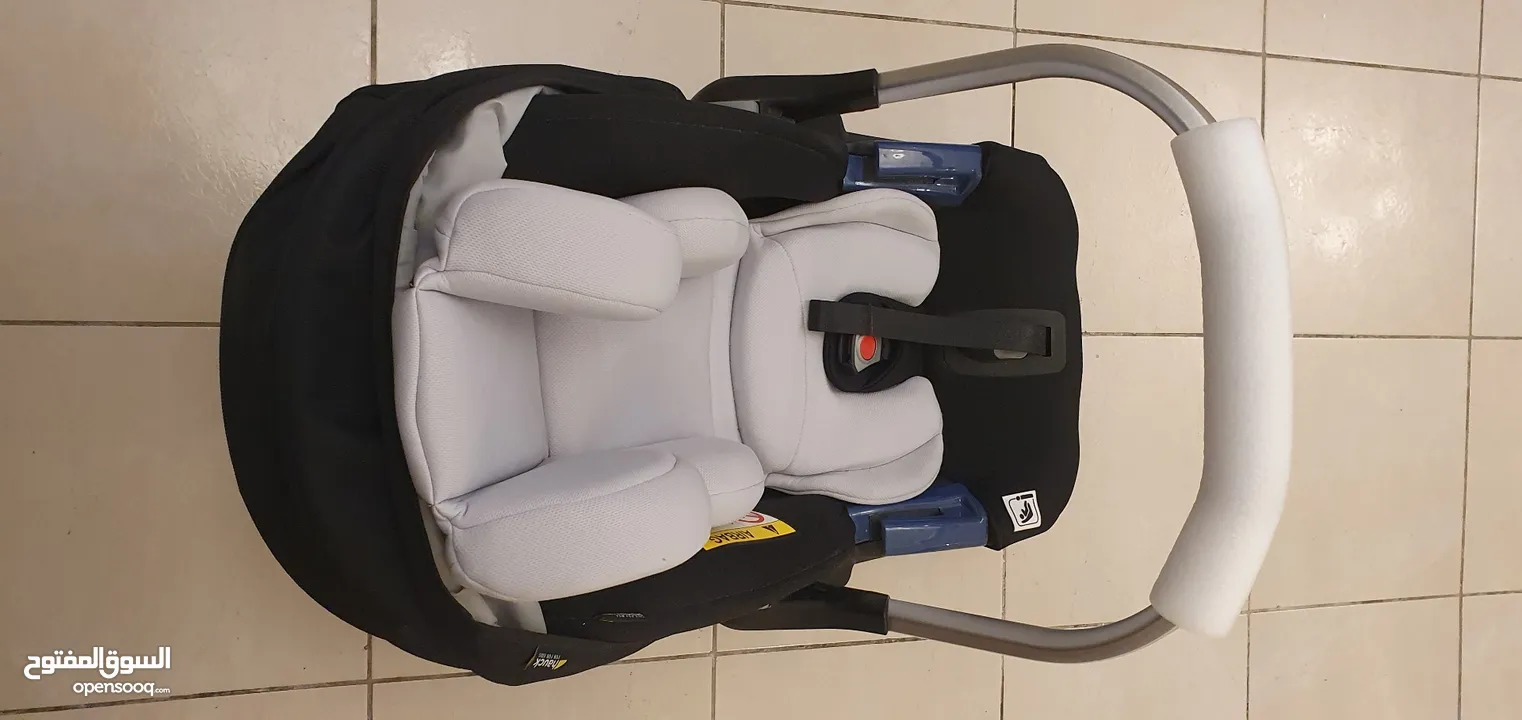 Baby car seat- كرسي سيارة للأطفال