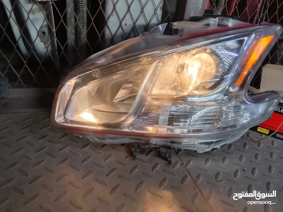 Nissan maxima headlights