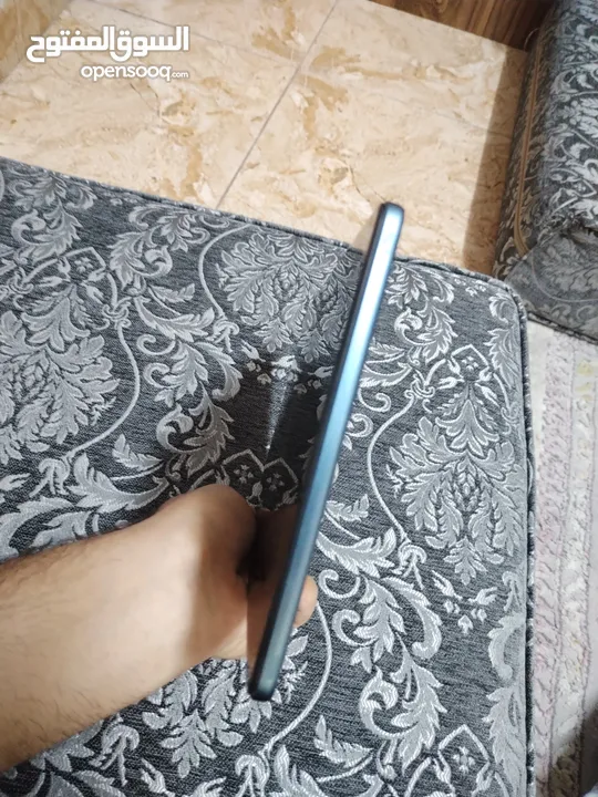 تابلت بحالة ممتازة