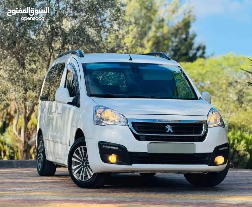 بيجو بارتنر ترخيص 2017 للبيع نص بنص