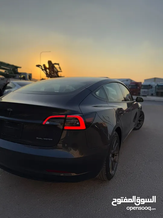 Model 3 dual motor long range 2022