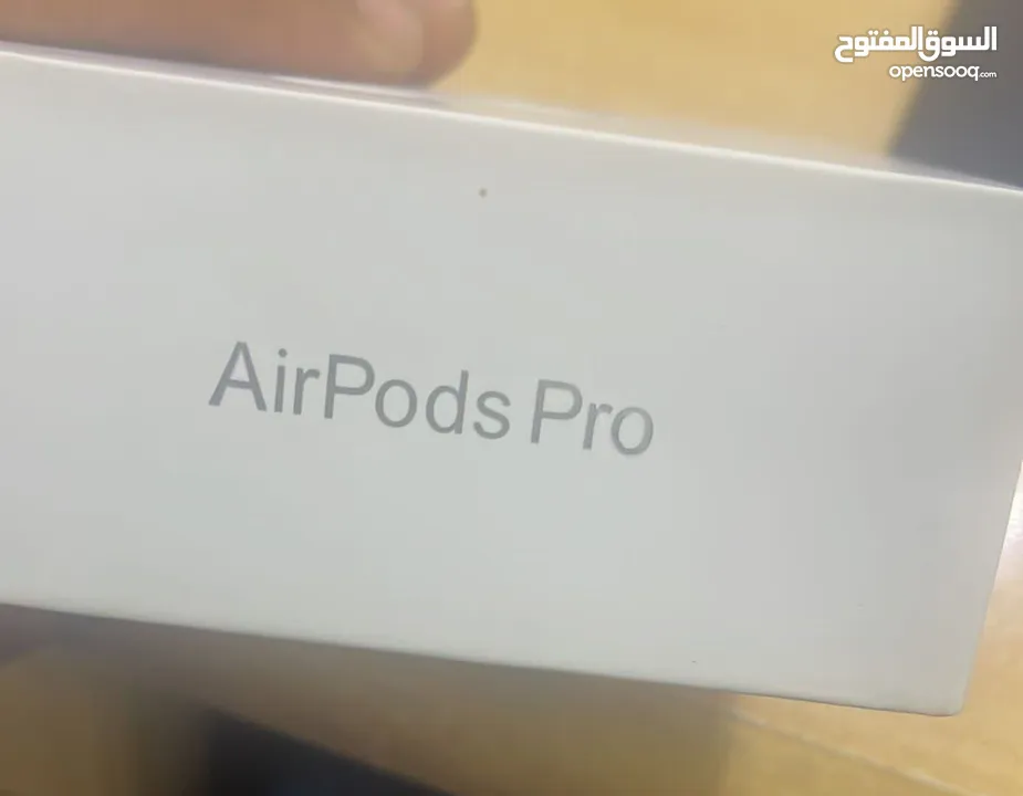 سماعة بلوتوث اصلية ابل  airpods pro apple  جديدة في الكرتونة صنع أمريكي /USA /made in California