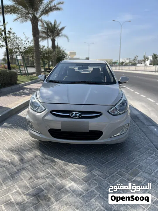 للبيع سيارة هونداي أكسنت