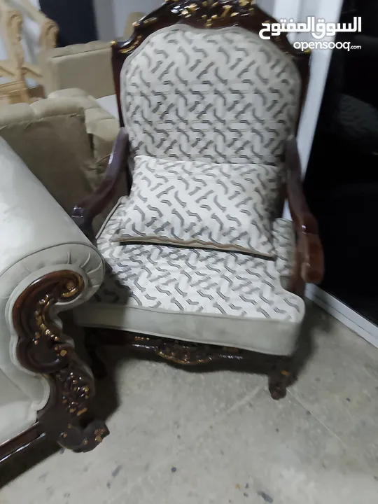 طقم كنب تم تجديده غير مستعمل