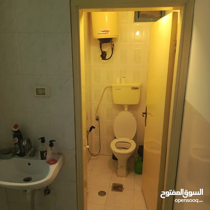 شقة غير مفروشة للايجار