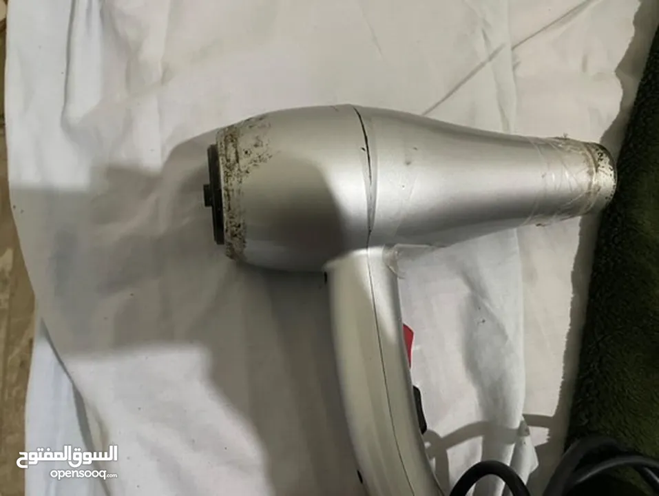 سشوار منيح كويس للبيع باقل سعر عددهم 2 وشوفو الوصف