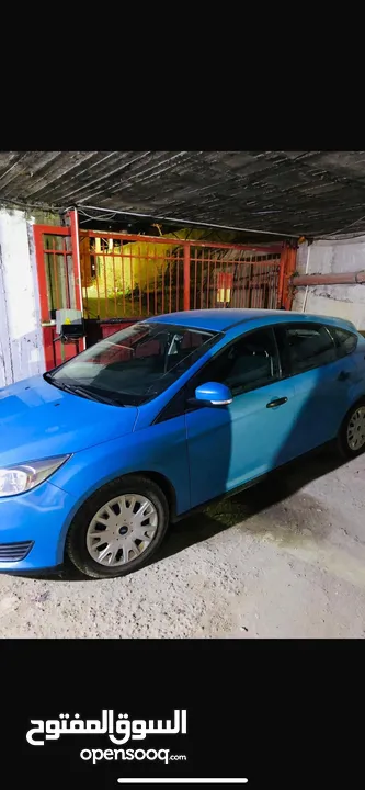 فورد فوكس 2018 هاتش باك ازرق ميتالك متور 1.5 تيربو نظام ايكو جير سبورت ايد اولى