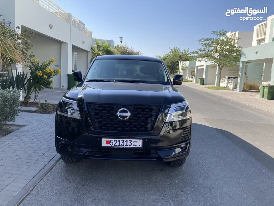 Nissan patrol - Black edition with extra accessories and 3 years service package