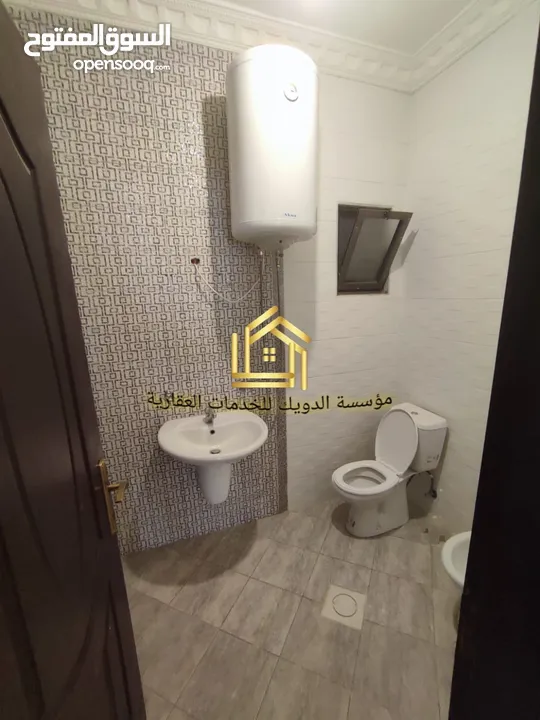 شقة سوبر ديلوكس في أرقى واجمل مناطق ام اذينة