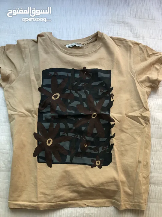 بلوزة pull&bear