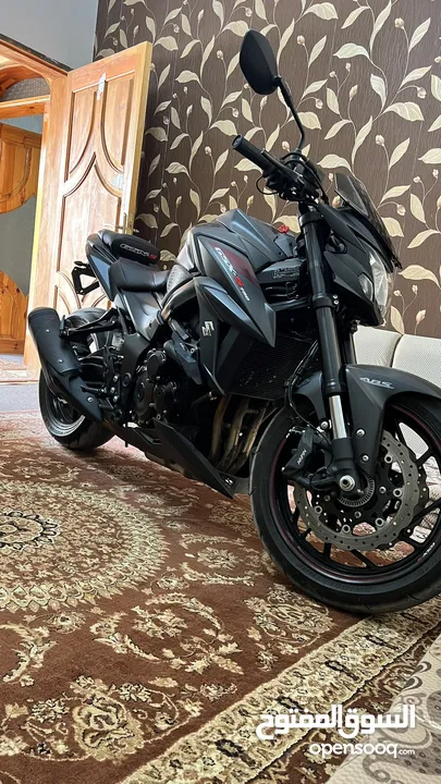 سوزوكي GSX .S750