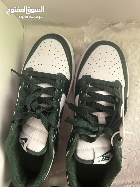 Nike Dunks Green