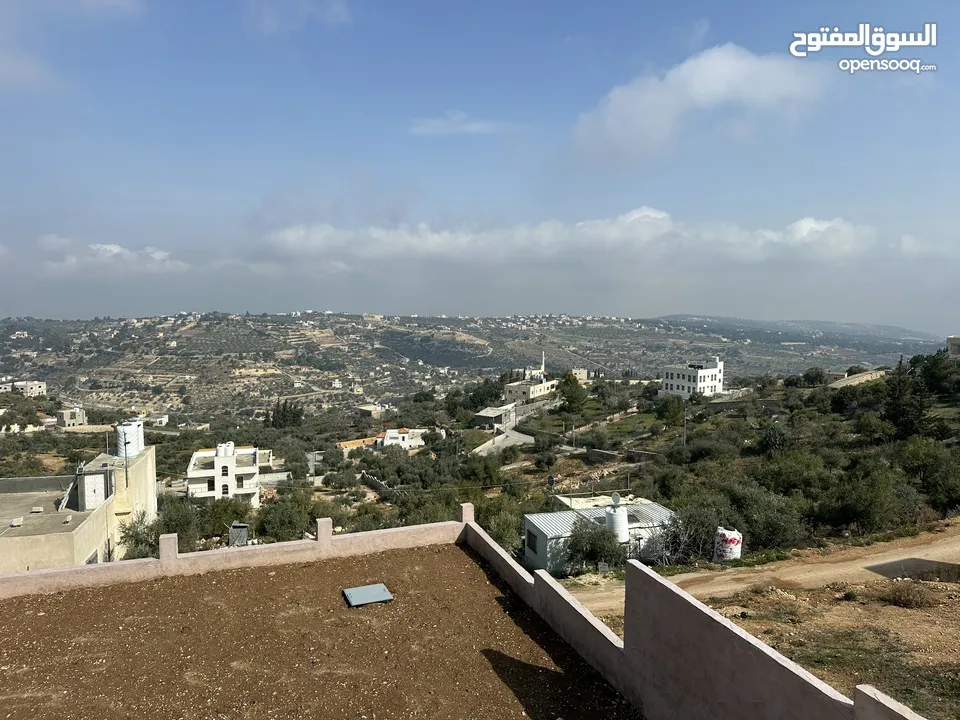 بيع بيت مستقل (فيلا) بالسلط  دعم الغزالات ,ام جوزة، تشطيبات فاخرى، بناء 230م ترسات 400م ,900م ارض