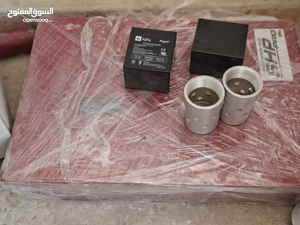 نظام اطفاء : الغاز المستخدم: HFC-227ea (المعروف  باسم FM-200)