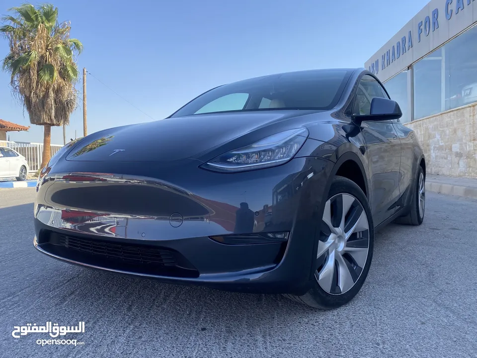 TESLA Y LONG RANGE 2021