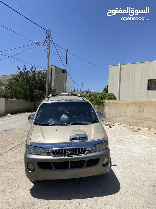باص ستركس 2003