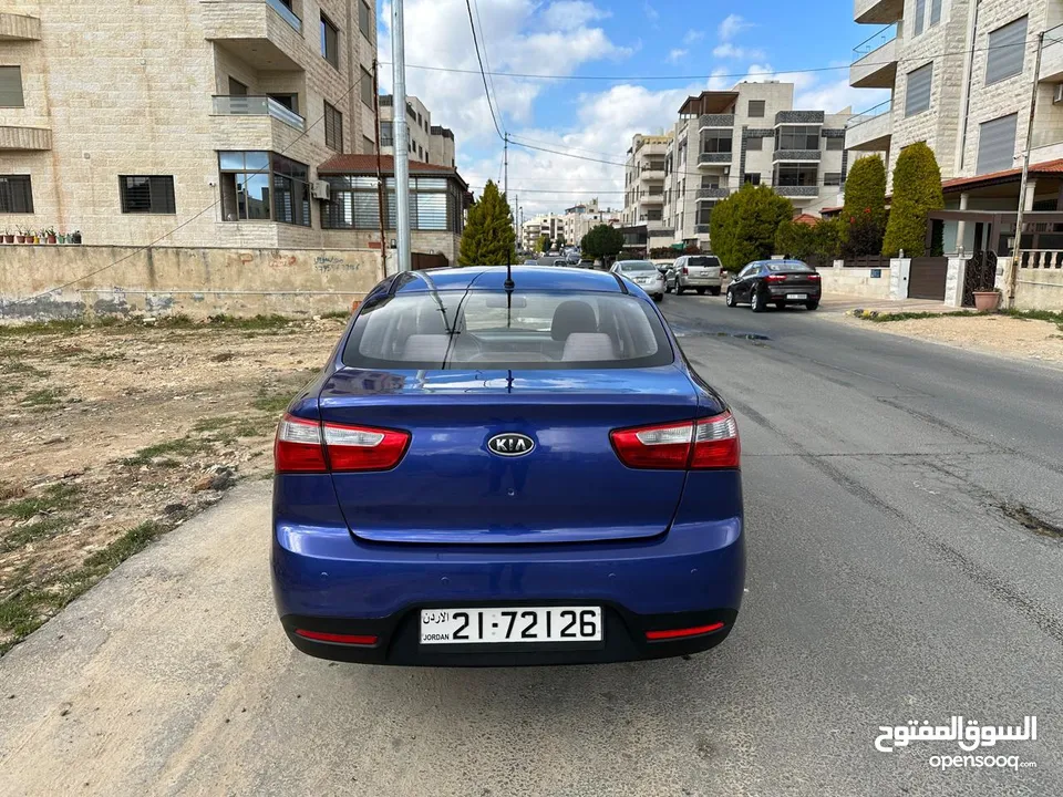 كيا ريو 2012 للبيع / ماتور 1400 cc/ اقتصادي جدا /أوتوماتيك