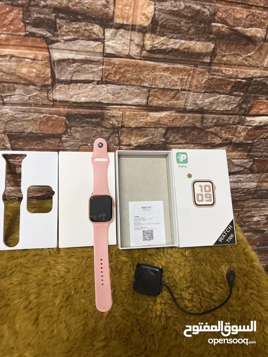 ساعة يد تتش