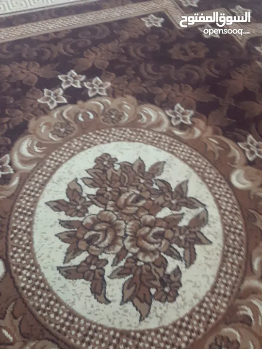 سجاده بني .. بحاله جيده