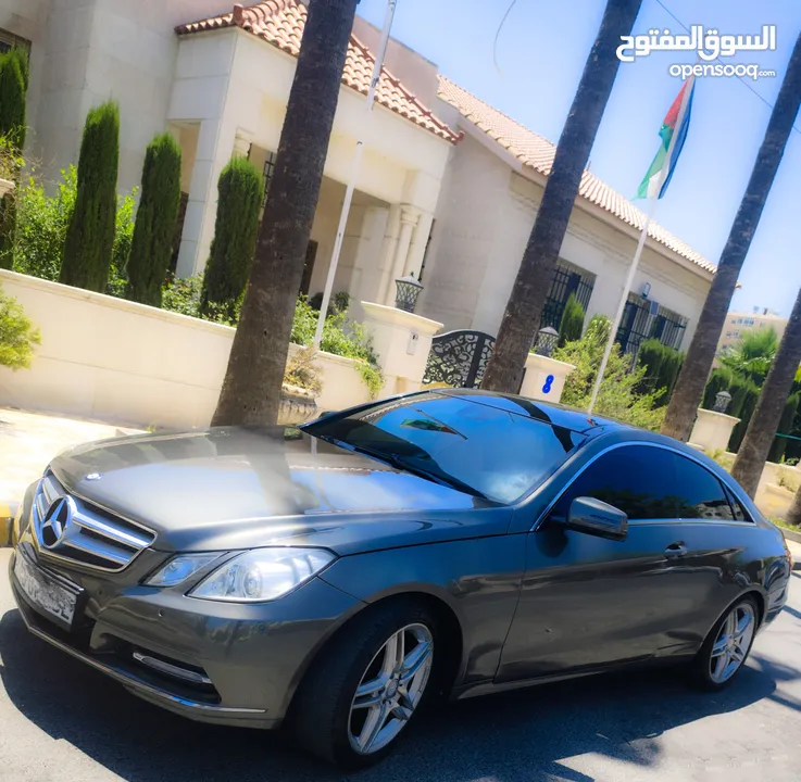 مرسيدس كوبيه E250 موديل 2012 بحال الوكالة و على الفحص الكامل وارد الوكالة ، اعلى صنف في فئة الكوبيه.