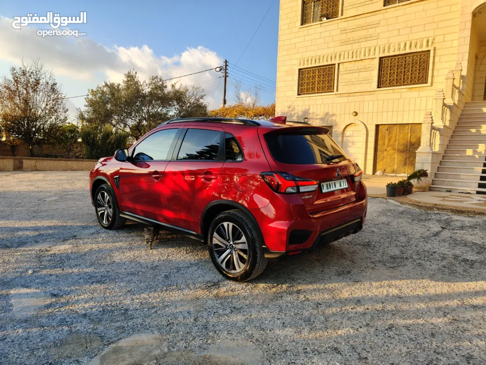 الوحش الياباني الفخم والانيق Mitsubishi ASX  2022 باللون المميز وبوضع الشركة