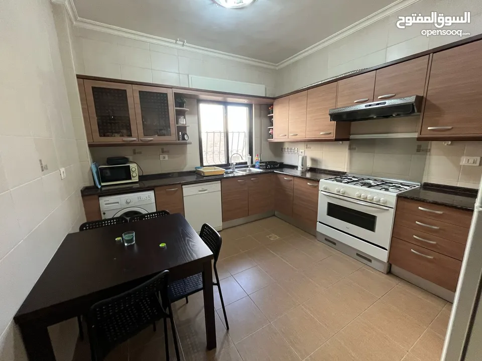 شقة 2 نوم مفروشة للايجار ( Property 42128 )-174962660