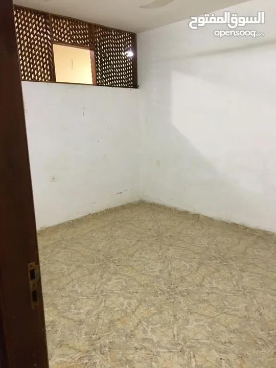 شقة للبيع في المساكن الشعبية