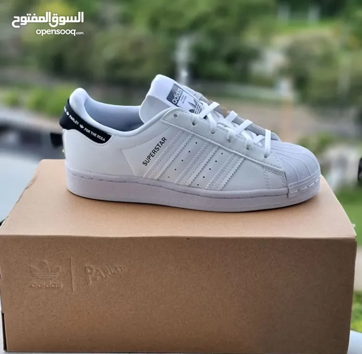 adidas SUPERSTAR