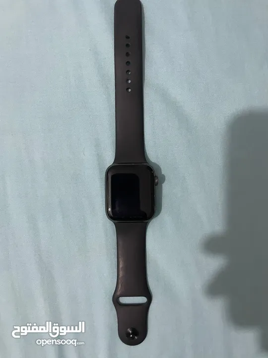 للبيع ساعه ابل series 5 مقاس 44MM