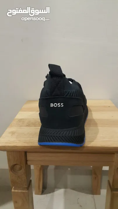 ملابس متنوعة ماركة BOSS الأصلية