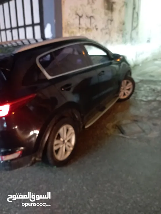 سبورتاج 1700 ديزل قطارة جميع المواصفات ما عدا فتحة سعر خاص ع الكاش