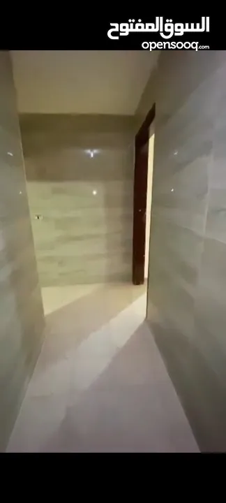 شقه للبيع في حي نزال لذراع الغربي