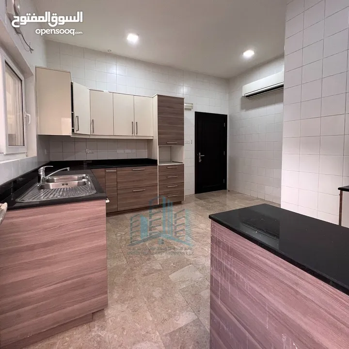 Beautiful 3+1 Townhouse in Al Qurum