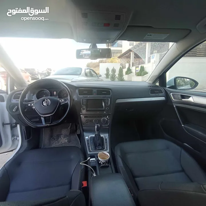 E golf premium 2015 للبيع او للبدل على سيارة هايبرد