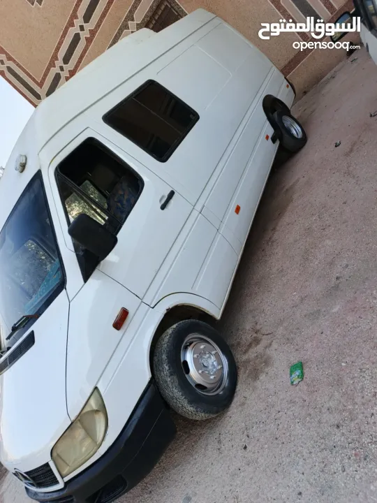 باص تجاري للبيع