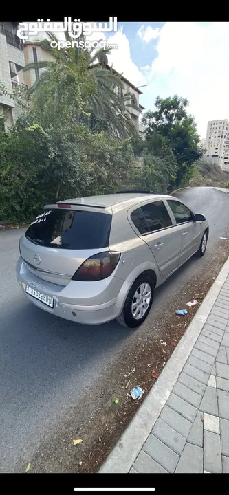 اوبل استرا