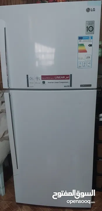 ثلاجة LG لون ابيض بحالة الوكالة