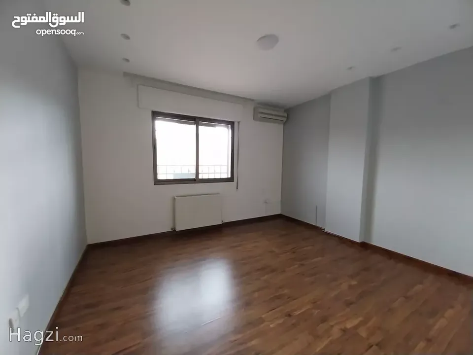 شقة غير مفروشة للإيجار 300م2 ( Property 19257 ) سنوي فقط