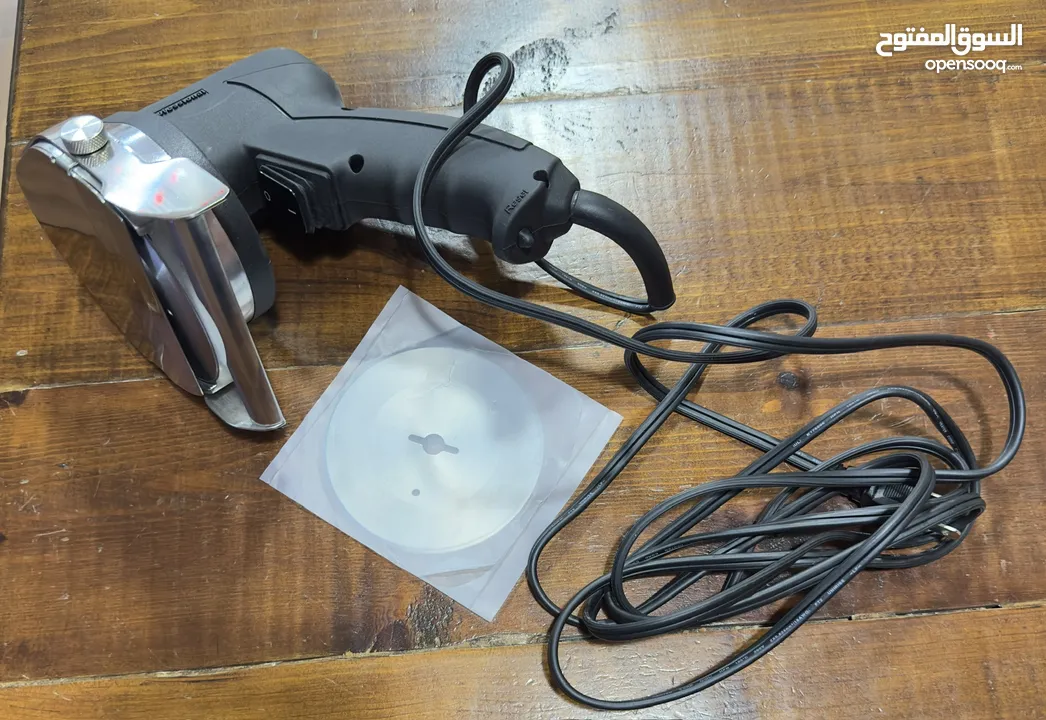 للبيع ماكينه قص شاورما أمريكيه جديده بسعر ممتاز