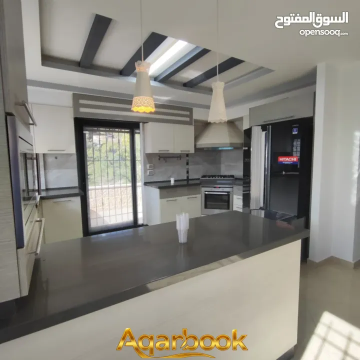 شقة مفروشة جزئيا للايجار خلف مجمع رام الله الطبي