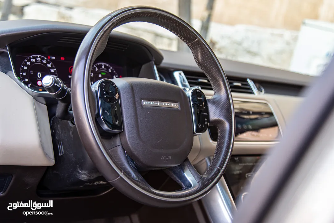 Range Rover Sport Hse 2020 بحالة ممتازة جدا