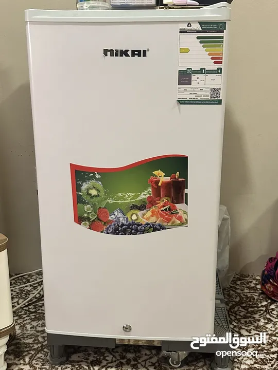 Nikai 85 Liter 3 Cubic Feet Mini white Refrigerator with Adjustable Thermostat