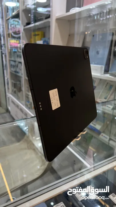 Apple iPad Pro 13 inch m4 / 256GB WiFi + Calluler / Battery : 94%
