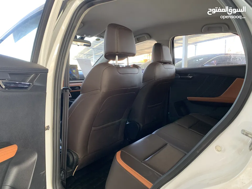 BYD E2 2022 بي واي ديه 2022 صنف لوكشري فل الفل بحاله الوكاله