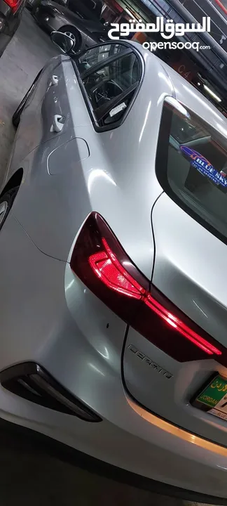 Kia Cerato For Rent / Blue Sky Car Rental كيا سيراتو للايجار/ السماء الزرقاء للسيارات السياحية