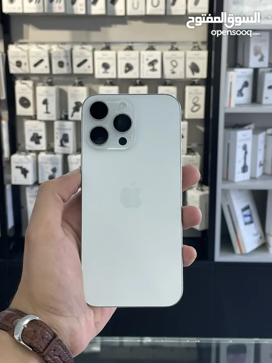 Iphone16promax white 512 gb للبيع