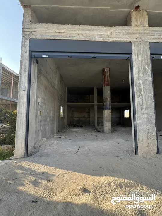 مخزن 65 متر  بسعررررررر 799 شيكل سهر