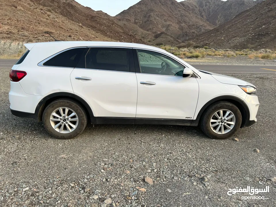 Urgent Sale - Kia Sorento 2019 AWD - V6